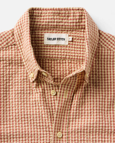 Taylor Stitch - Short Sleeve Jack in Brick Check Seersucker