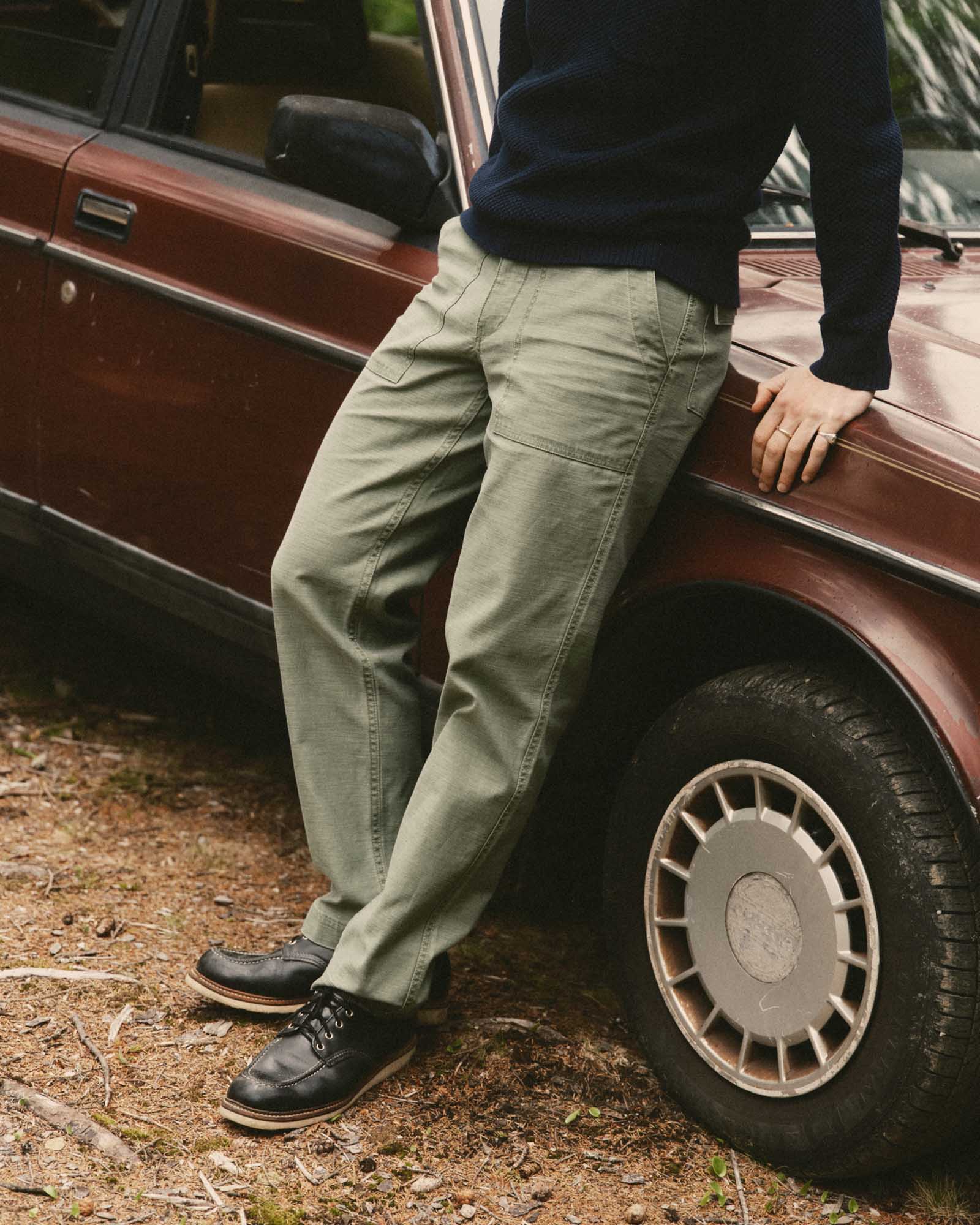 Taylor Stitch - Surplus Pant in Field Reverse Sateen