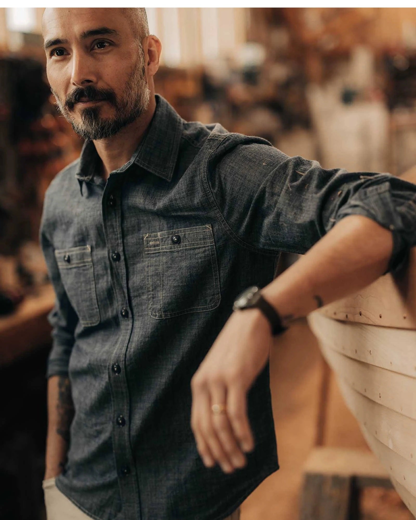 Taylor Stitch - The Foundry Shirt in Rinsed Indigo Chambray