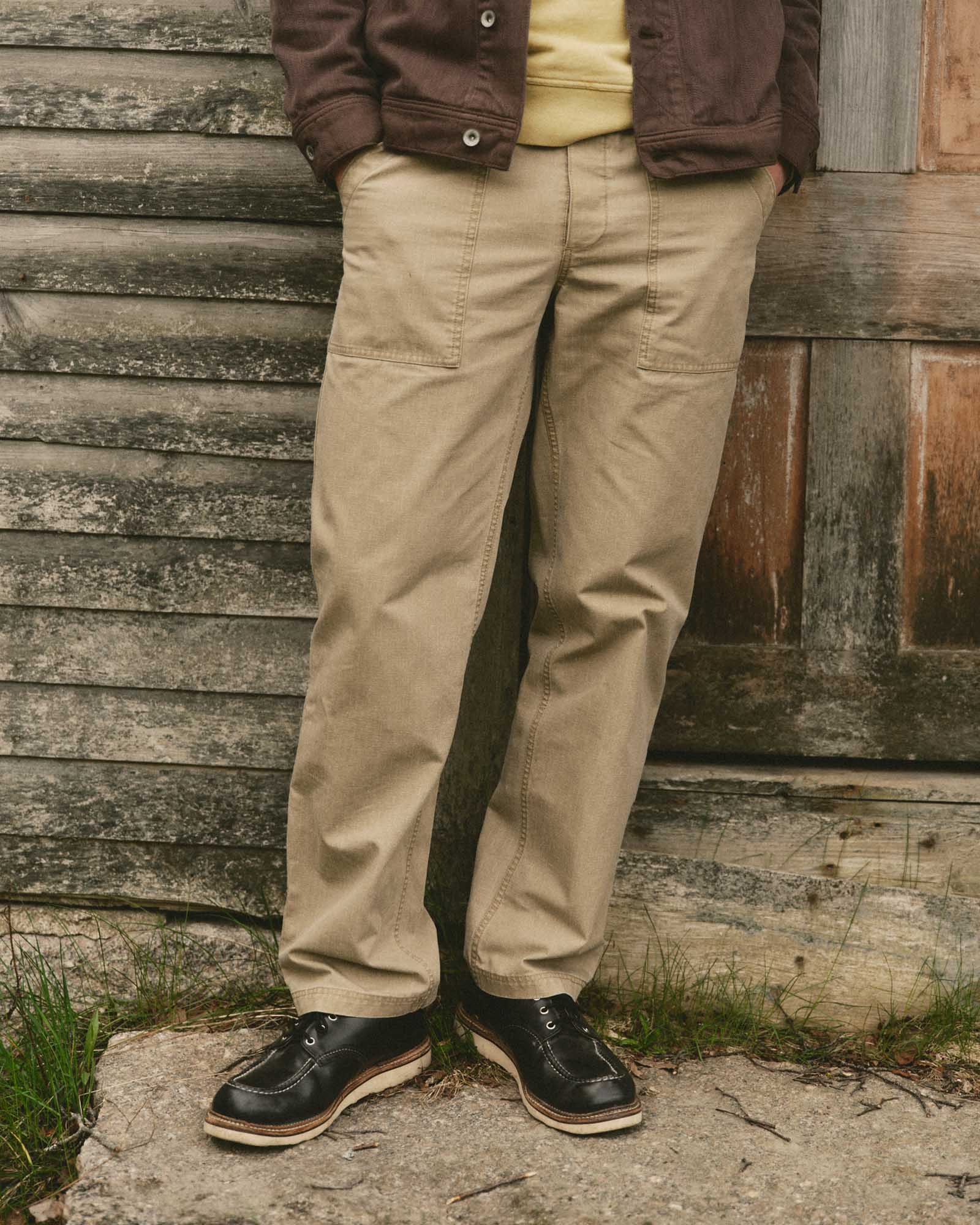 Taylor Stitch - The Breakwater Pant in Field Khaki Ripstop