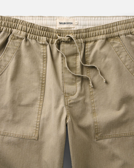 Taylor Stitch - The Breakwater Pant in Field Khaki Ripstop