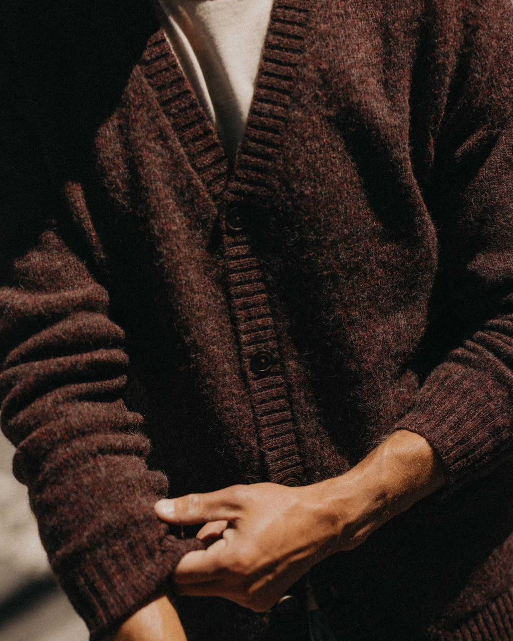 Taylor Stitch - The Eastmoor Cardigan in Heather Port Wool