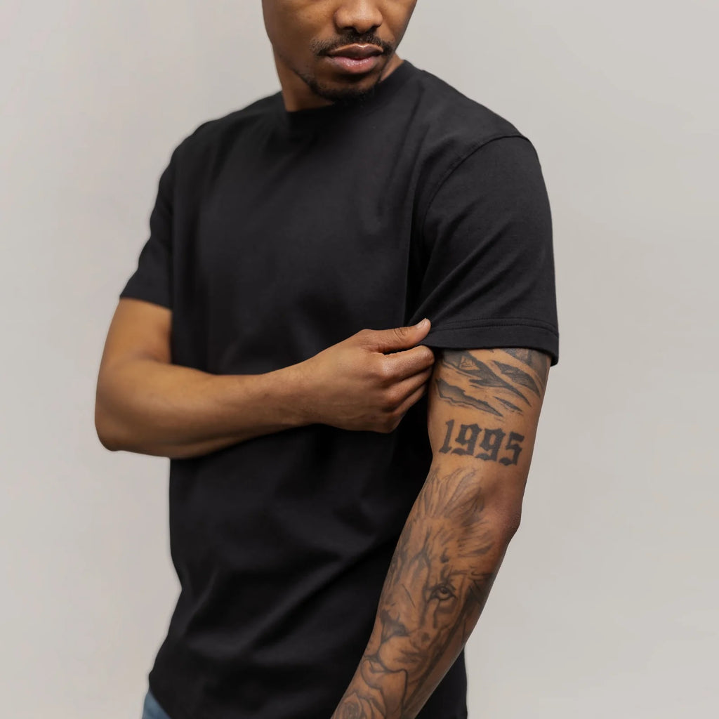 GETTEES - Classic Crew in Black